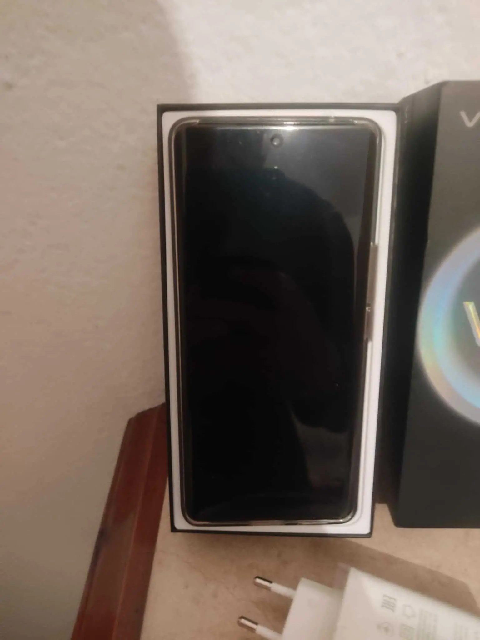  Vivo v 30 