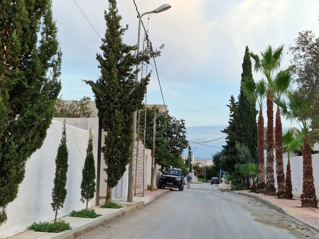  Villa Duplex S+5 avec Piscine à 400m de la Plage, Résidence Sécurisée à Mrezge, Hammamet Nord 