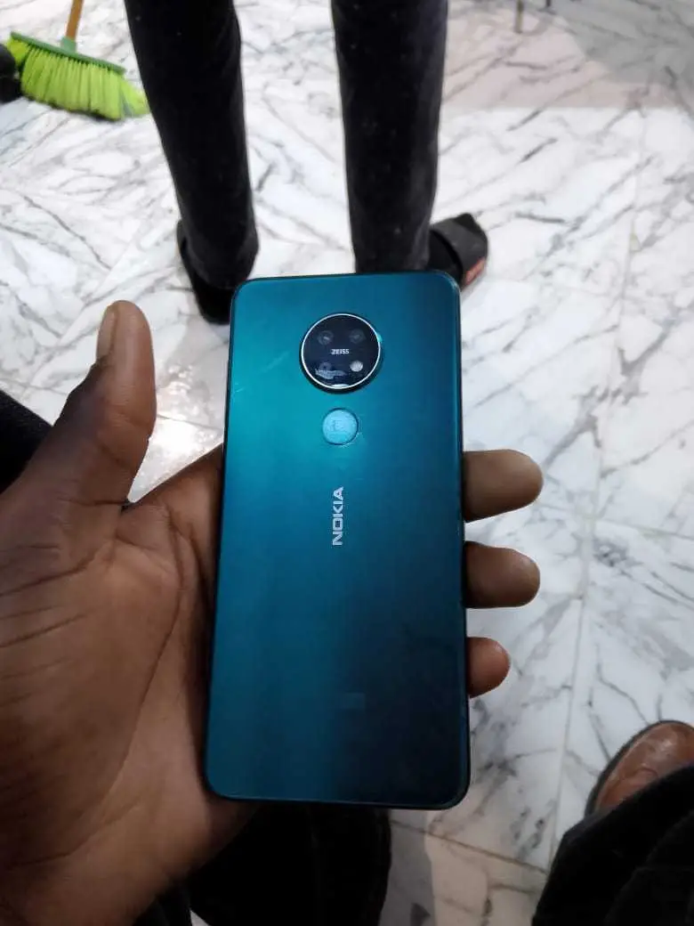  Nokia 7.2 disponible. Numéro WhatsApp 23229083 350dinar 