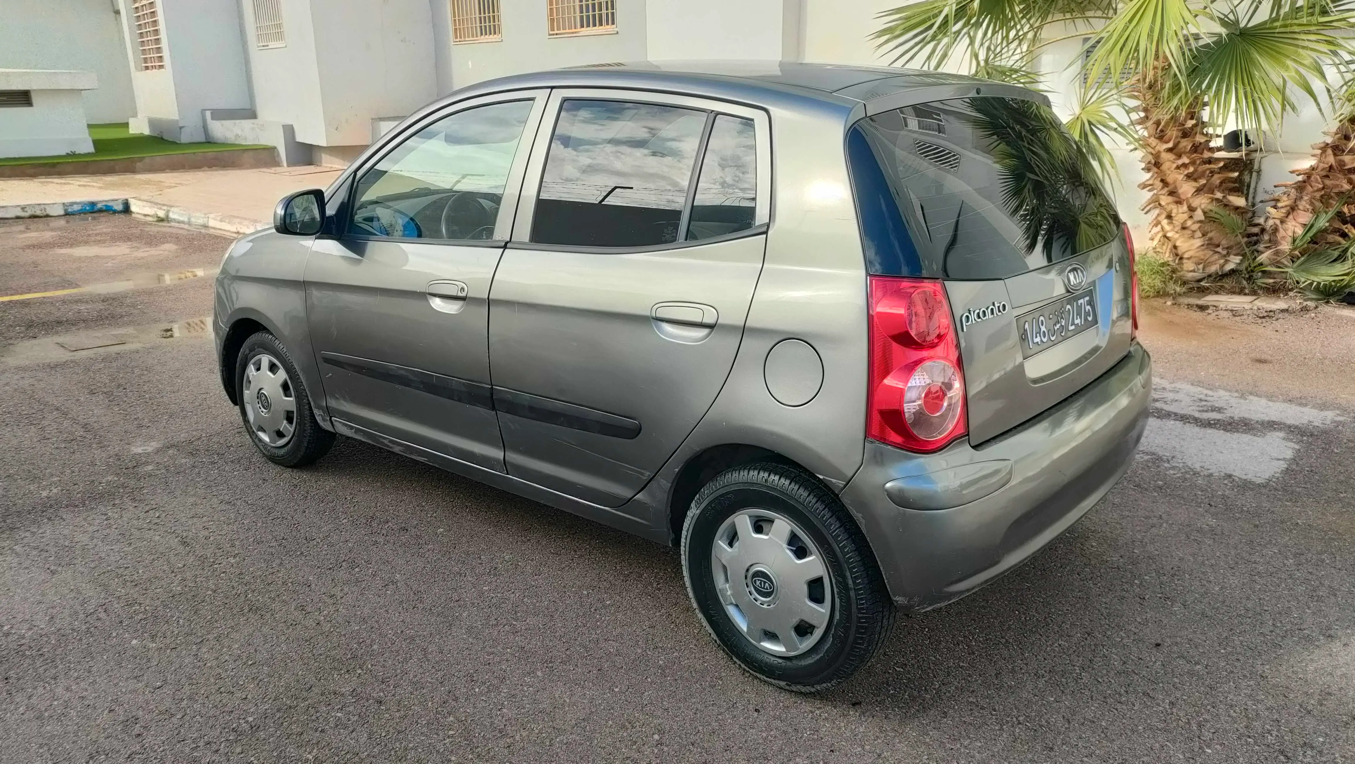  Kia Picanto 