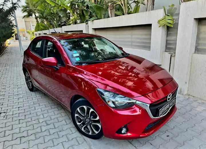  MAZDA 2 