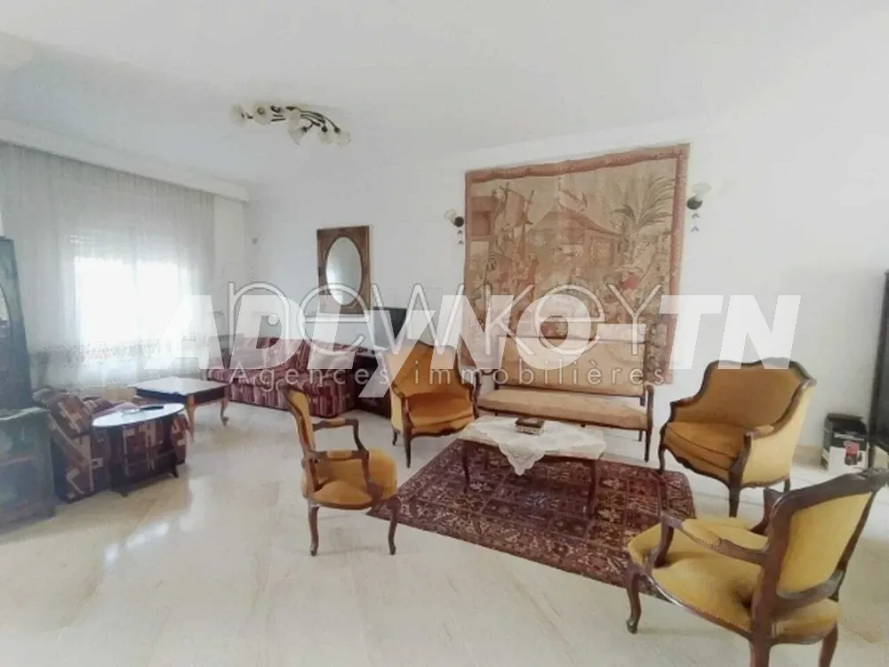 Une Villa jumelée à vendre à La Soukra