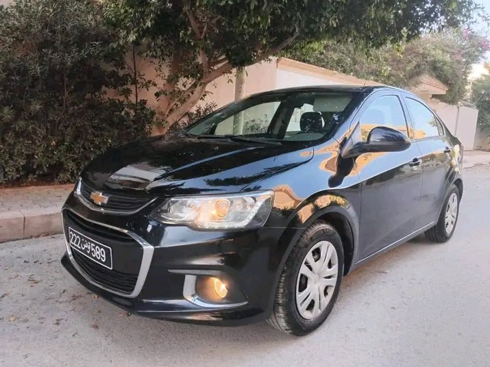 CHEVROLET SONIC PREMIÈRE MAIN EN ÉTAT NEUF