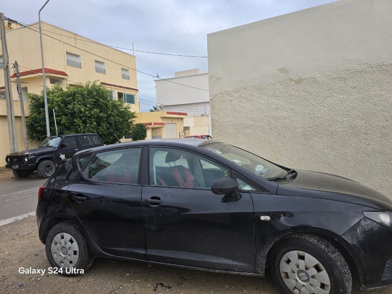 Seat Ibiza Essence 2011