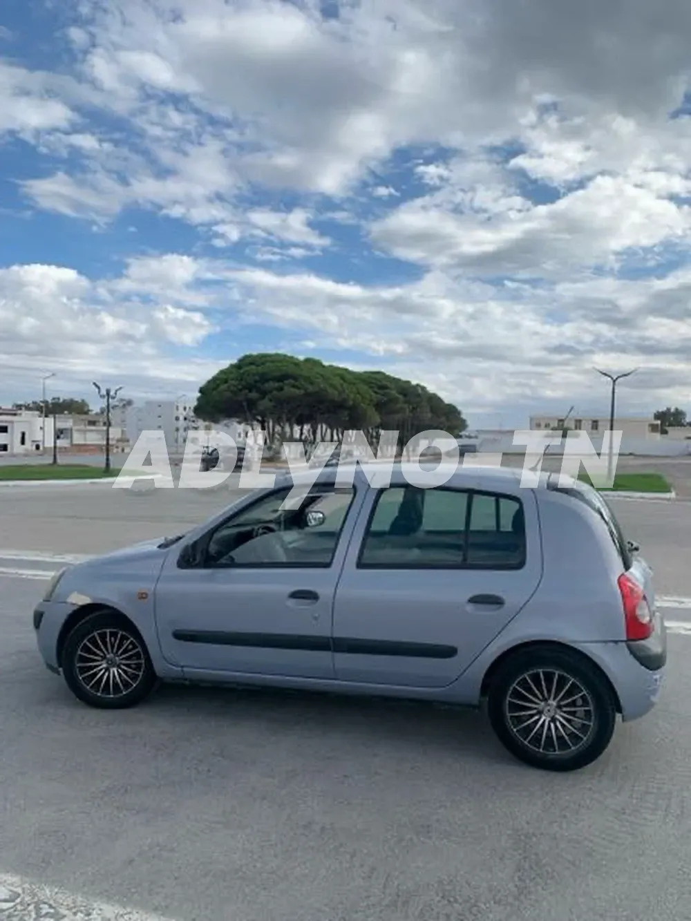 clio bombé pré compus