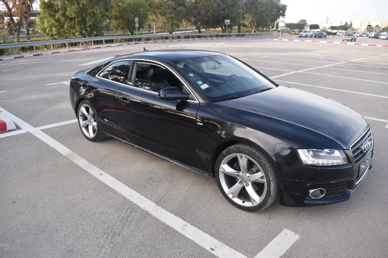 Audi A5 Essence 2011