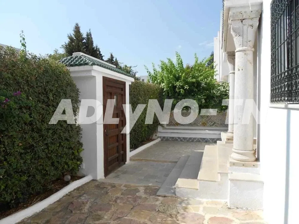  Villa Duplex S+5 avec Piscine à 400m de la Plage, Résidence Sécurisée à Mrezge, Hammamet Nord 