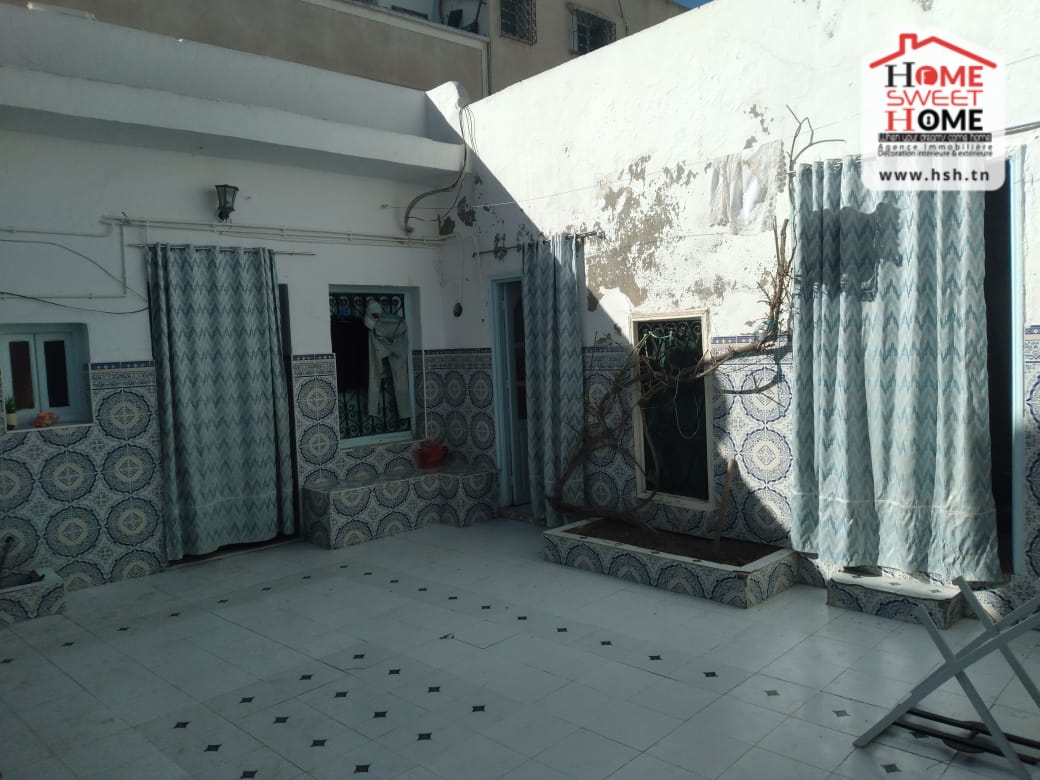  Villa Duplex S+5 avec Piscine à 400m de la Plage, Résidence Sécurisée à Mrezge, Hammamet Nord 