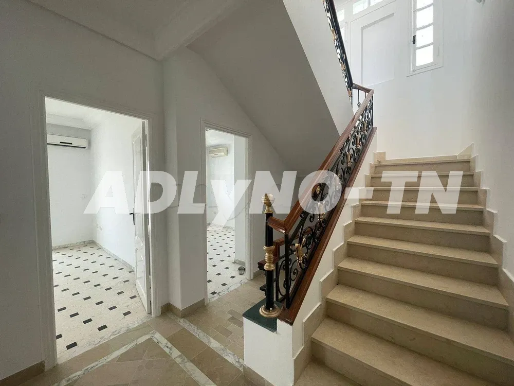 Villa individuelle 412m² à La petite Ariana