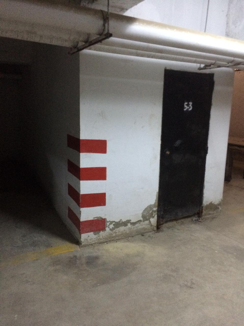    Place parking interieur