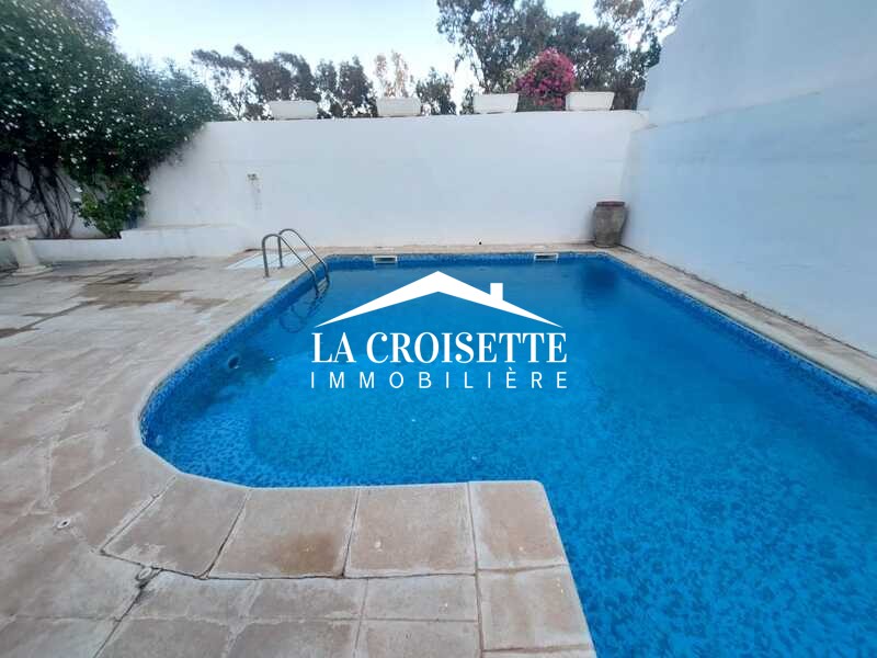  Villa Duplex S+5 avec Piscine à 400m de la Plage, Résidence Sécurisée à Mrezge, Hammamet Nord 