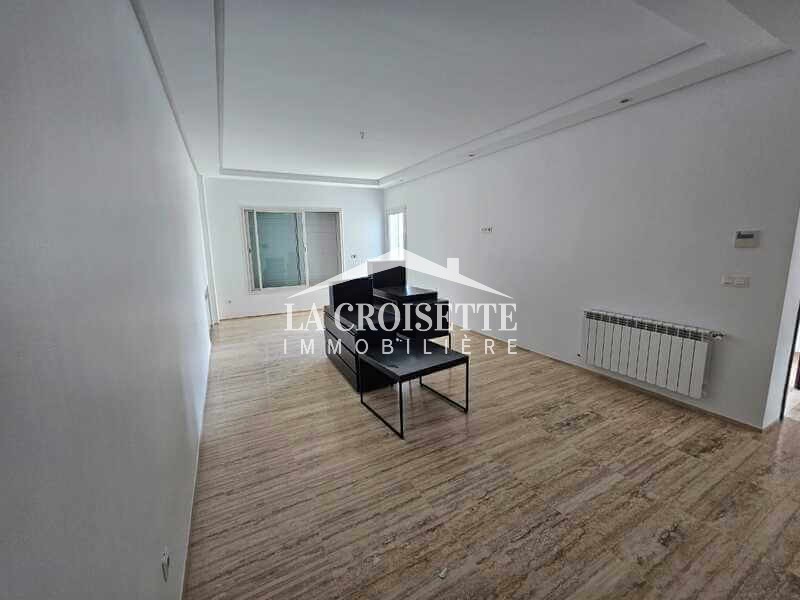    Un appartement s2 vide m