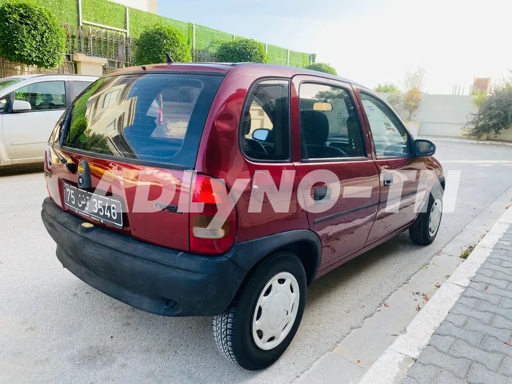 Opel Corsa Swing 4 cylindre 4 ch