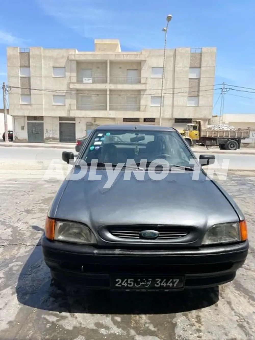 Ford ESCort Premier main Gazoile ?