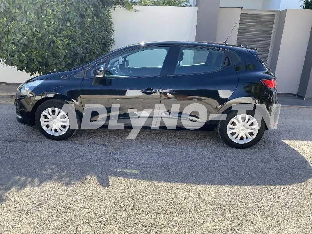 clio 1ère main 4 cilender