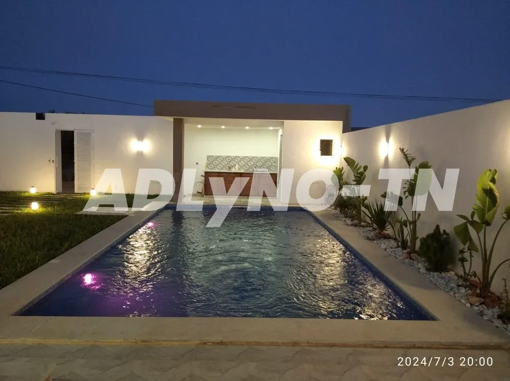 UNE BELLE VILLA S4 A VENDRE A HAMMAMET