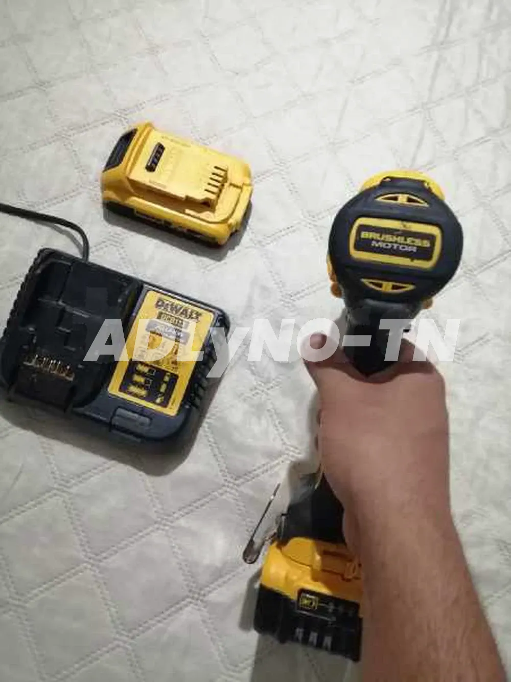 Visseuse à percussion béton brushless 18 v dewalt d'origine