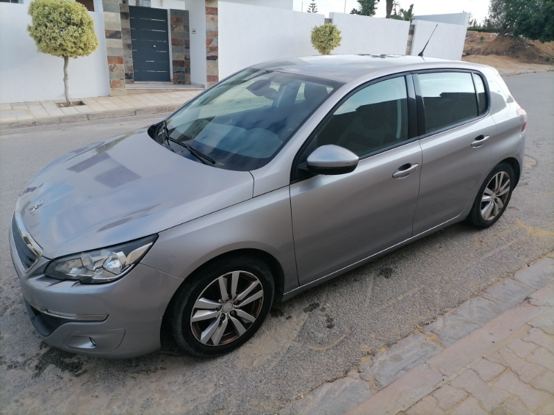 Opel Crossland X Essence 2021