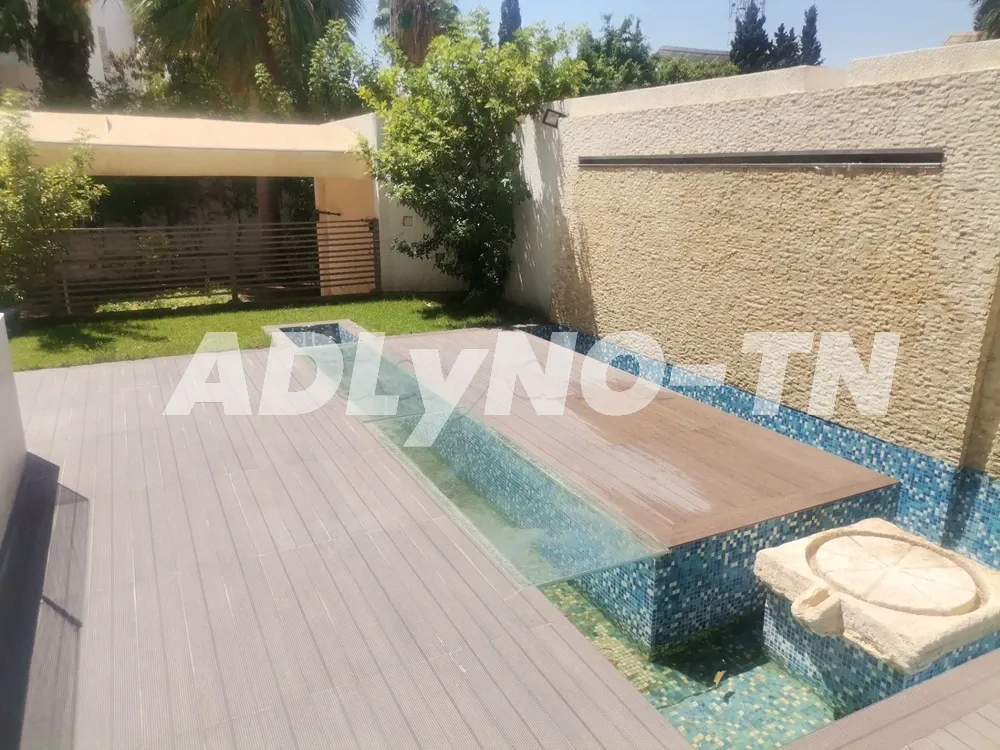 A vendre Luxueuse villa à Kantaoui Sousse