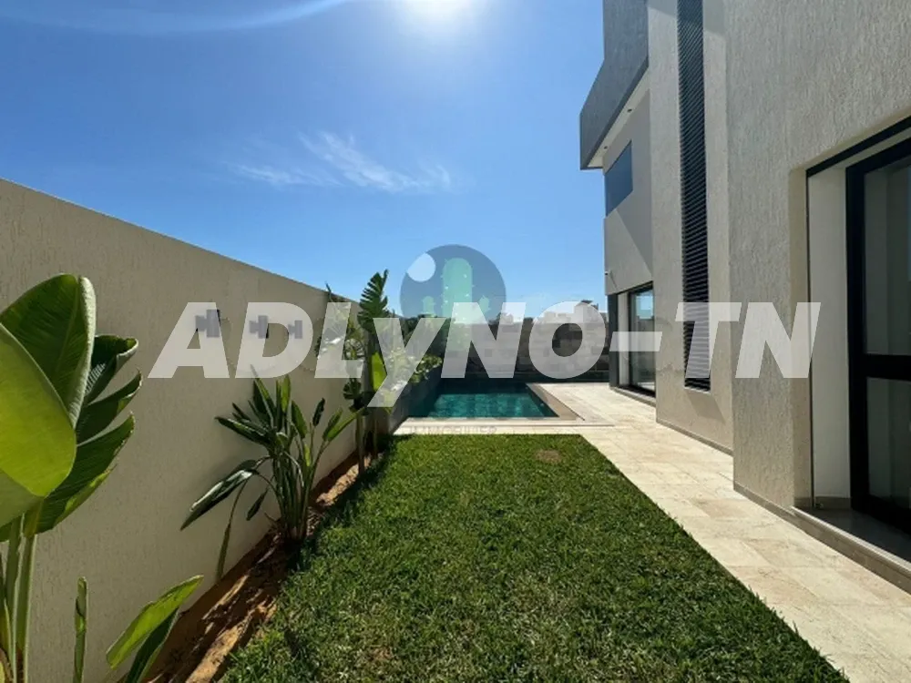 À vendre : Villa de style contemporain à Cité el Wafa , Nabeul