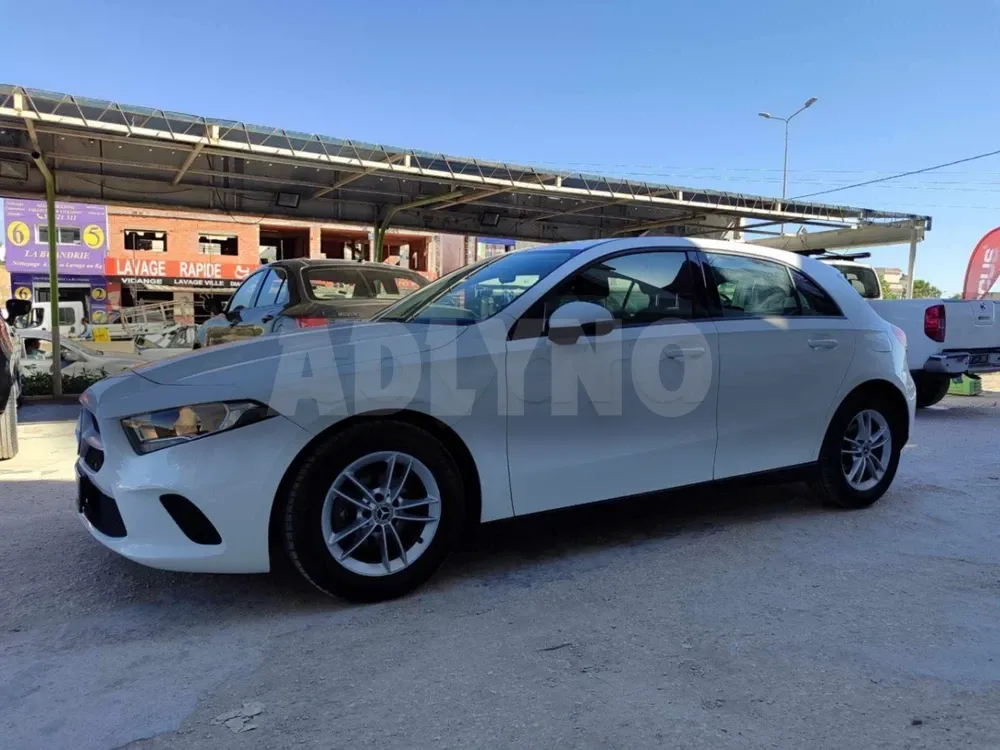 MERCEDES A180 PROGRESSIVE BOITE AUTO 12/2019 TEL 22801802