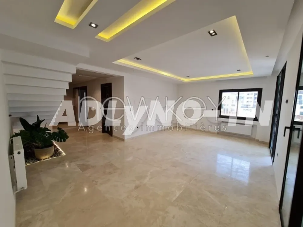 Un duplex S+4 direct promoteur à Ain Zaghouan Nord