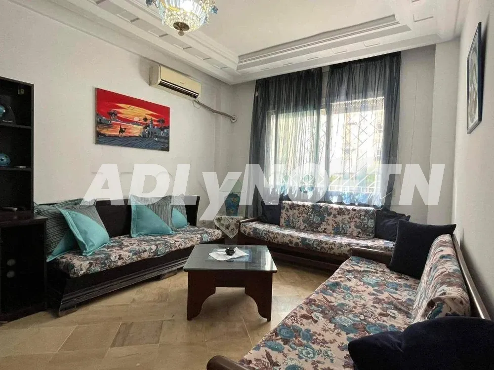 Coquet appartement pour vos courts séjours dans la banlieu de Tunis