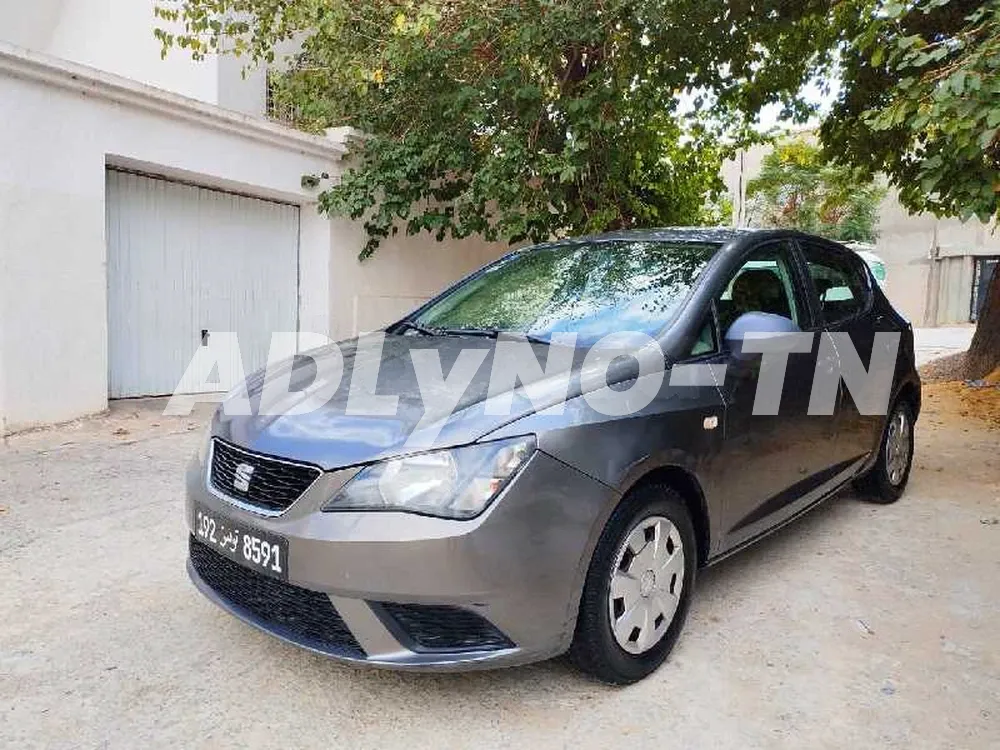 avendre Seat Ibiza très propre دهنية الدار