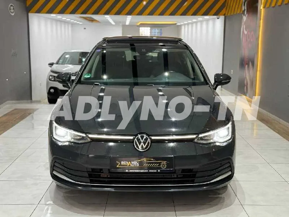 ? Volkswagen Golf 8 STYLE 1.5 BVA Toit Panoramique eTSI importée dernière série Full option ?