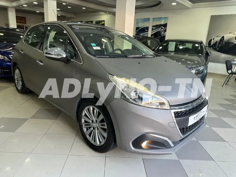 ? PEUGEOT 208 ?