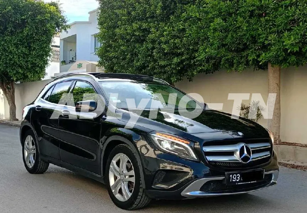 MERCEDES GLA 180 Ann 2016