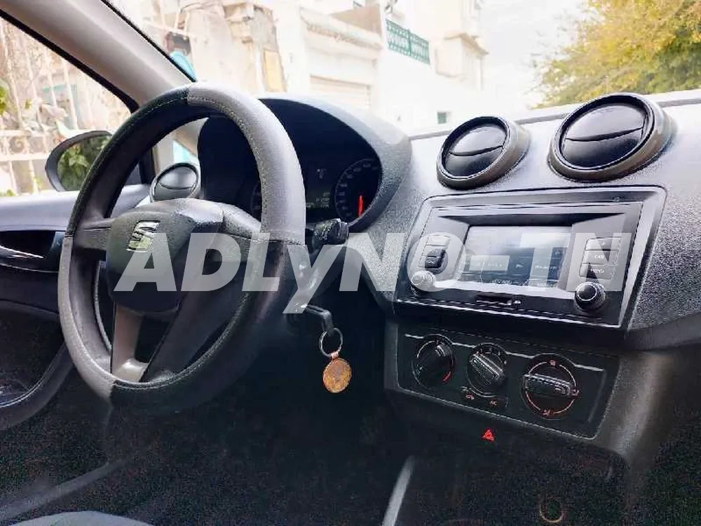 avendre Seat Ibiza très propre دينهه الدار