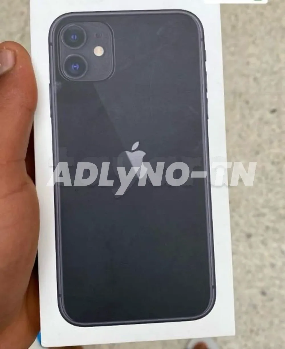  iPhone 16 Pro Cacheté Sous Garantie 