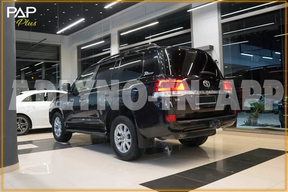 ▶ TOYOTA LAND CRUISER LC 200 ◀