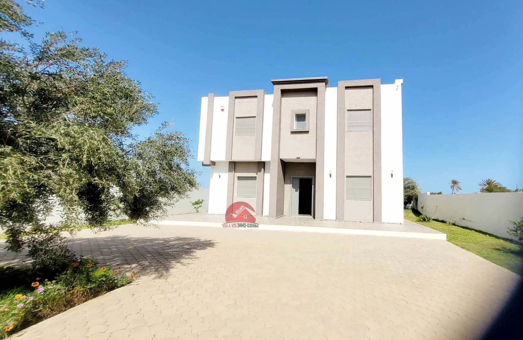 VILLA AVEC PISCINE À TEMLEL DJERBA MIDOUN ZA - RÉF V679