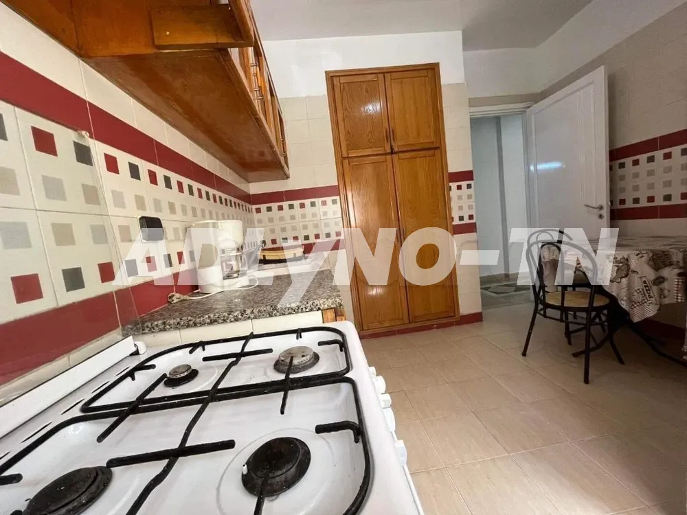 Coquet appartement pour vos courts séjours dans la banlieu de Tunis