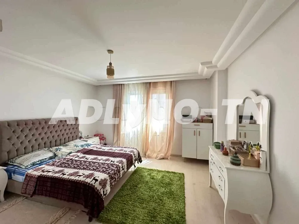 A vendre s+3 titré 173 m² à El Menzah 9 C