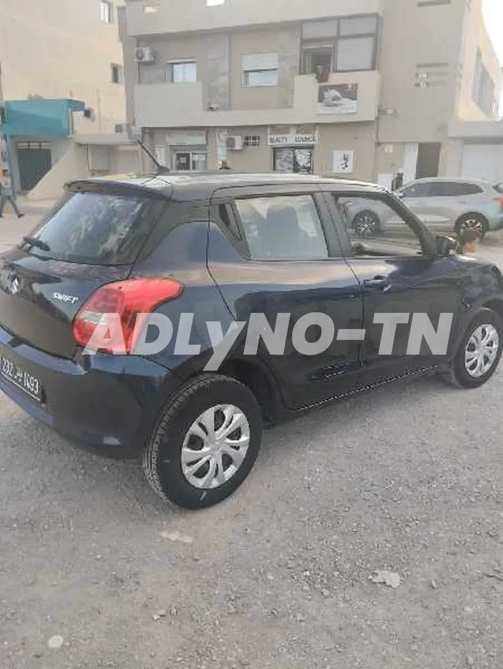 avendre Suzuki Swift boite automatique année 9/2022