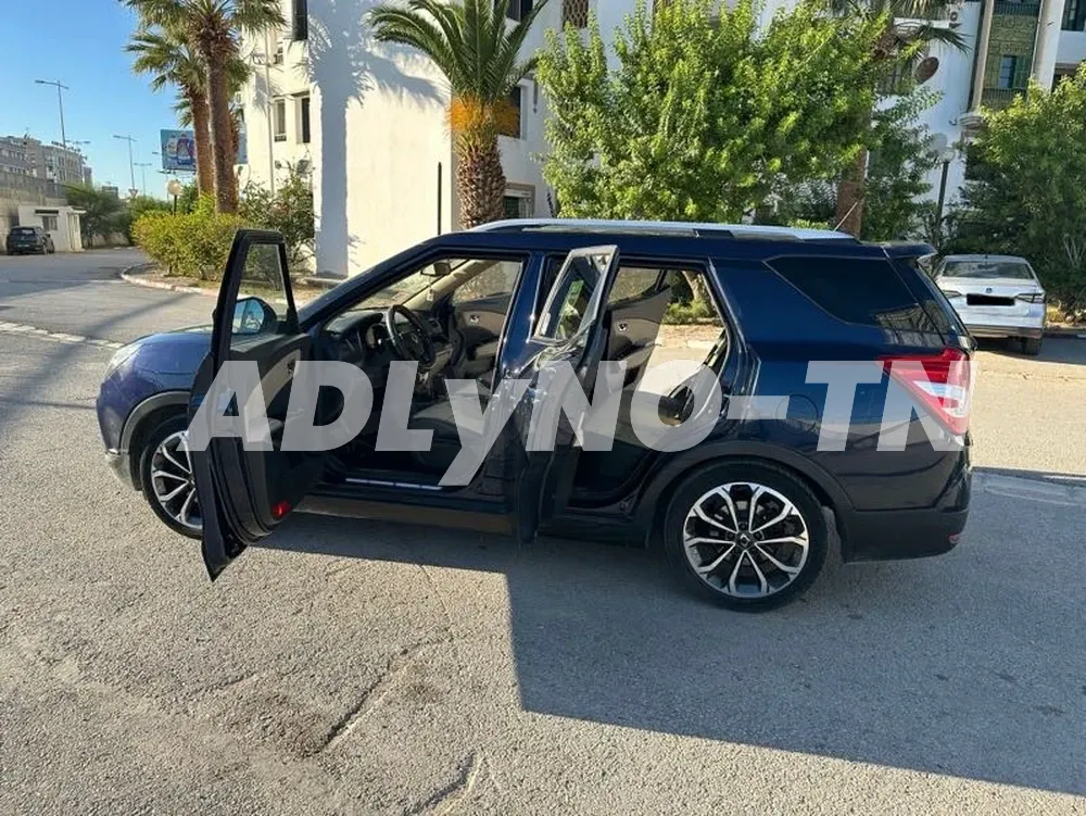 voiture Ssang yong xlv 2018