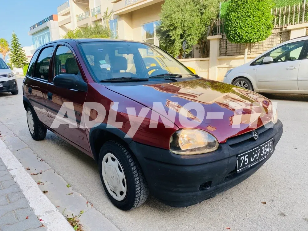 Opel Corsa Swing 4 cylindre 4 ch