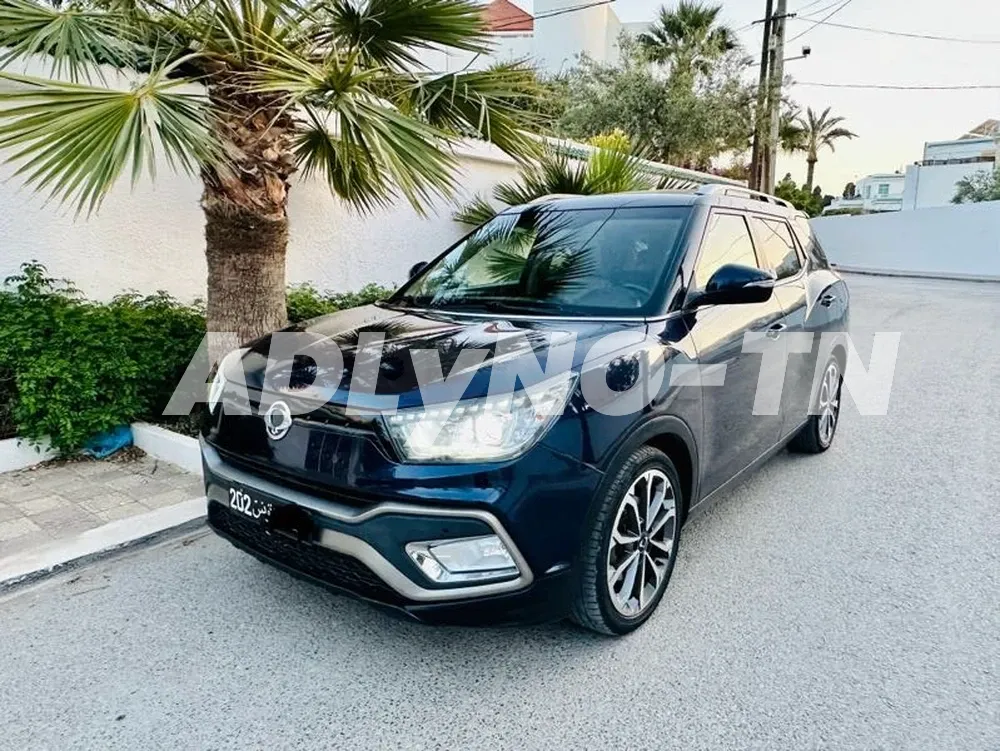 tivoli 2018 boit auto avec toit