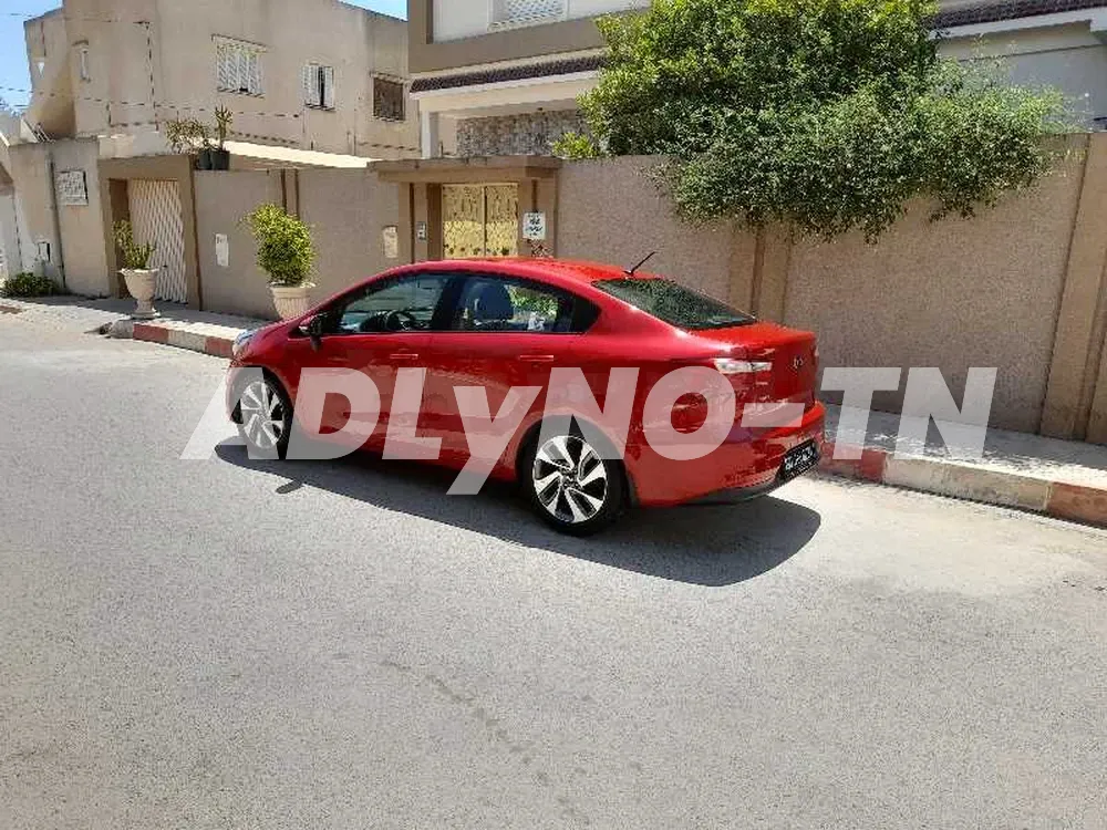 kia Rio 1er main