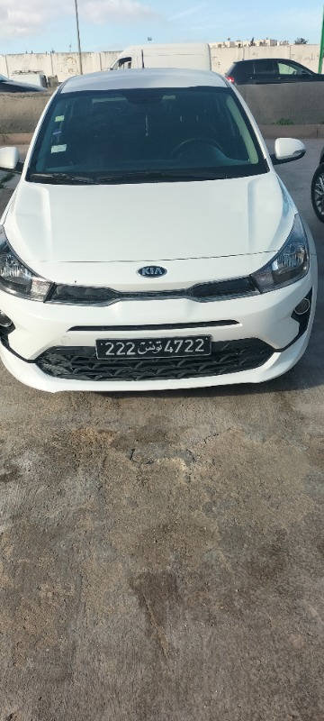 Kia RIO Essence 2021