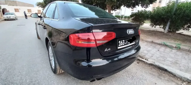 Audi A4 Essence 2013