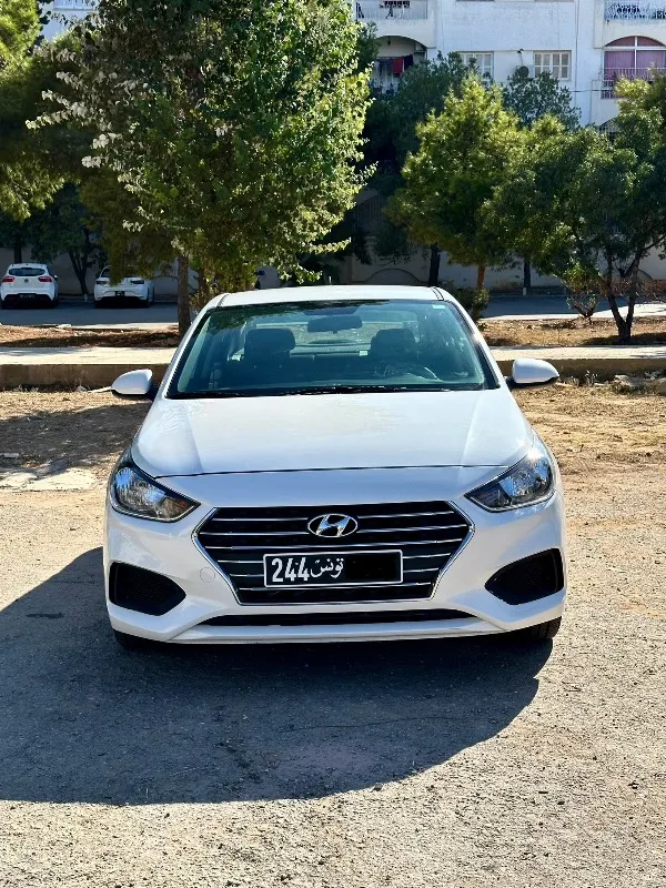 Hyundai ACCENT Essence 2020