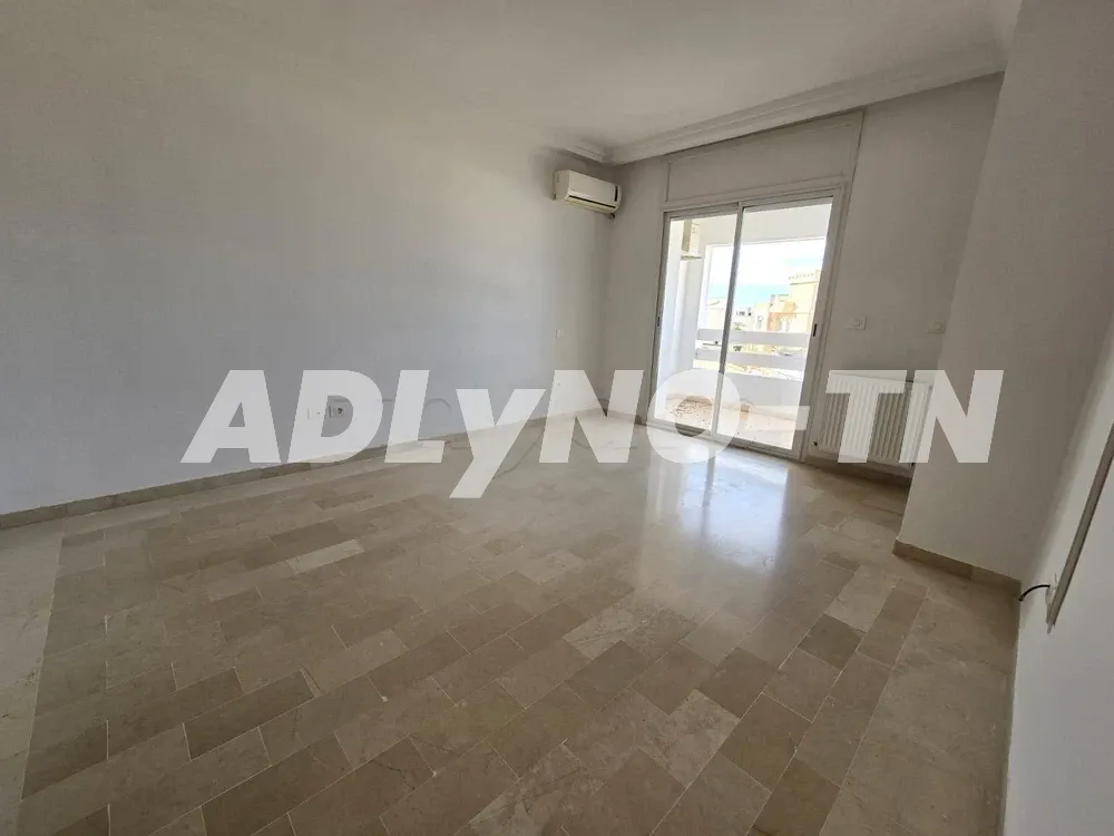 Duplex de 180 m² à Borj Cedria