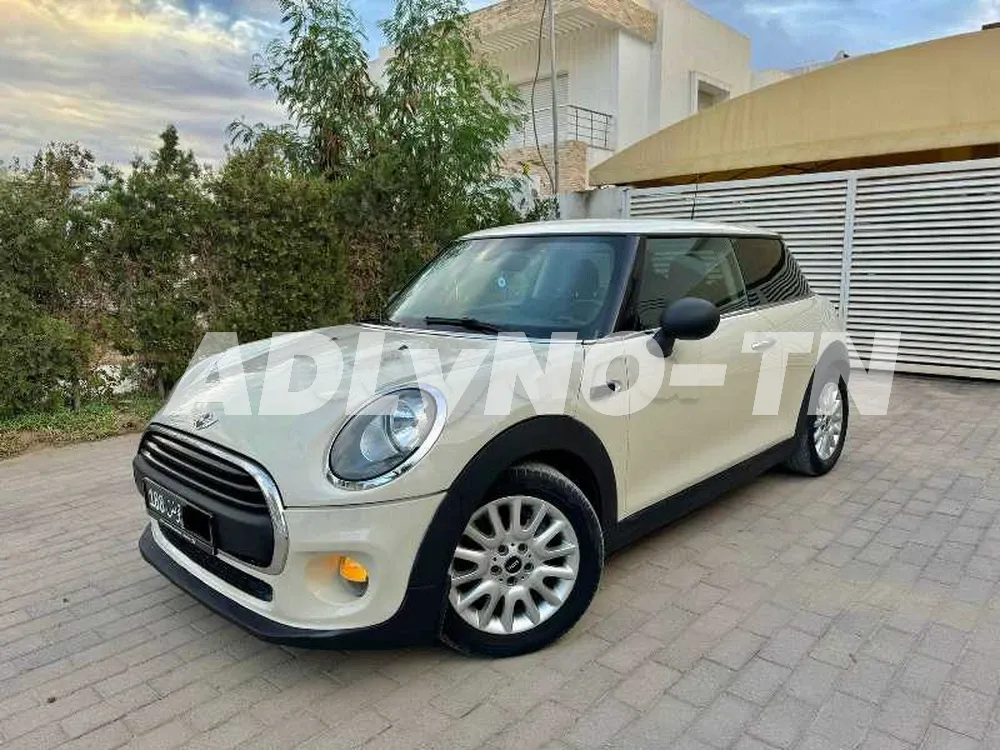 MINI ONE 2015