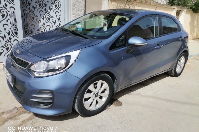 Kia RIO Essence 2016