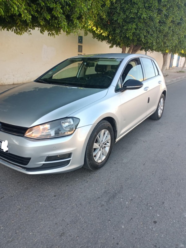 Volkswagen Golf Essence 2013