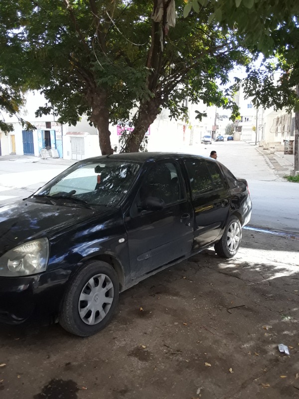 Renault Clio Essence 2008